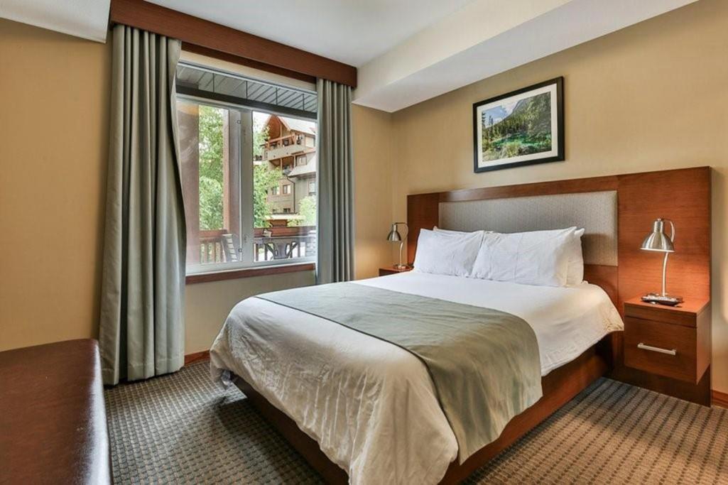 B&B Falcon Crest Lodge 1Br 1Pullout Canmore Exterior foto