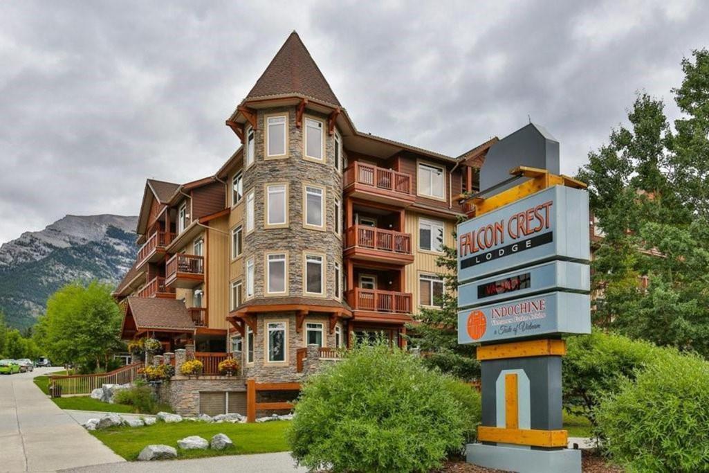 B&B Falcon Crest Lodge 1Br 1Pullout Canmore Exterior foto