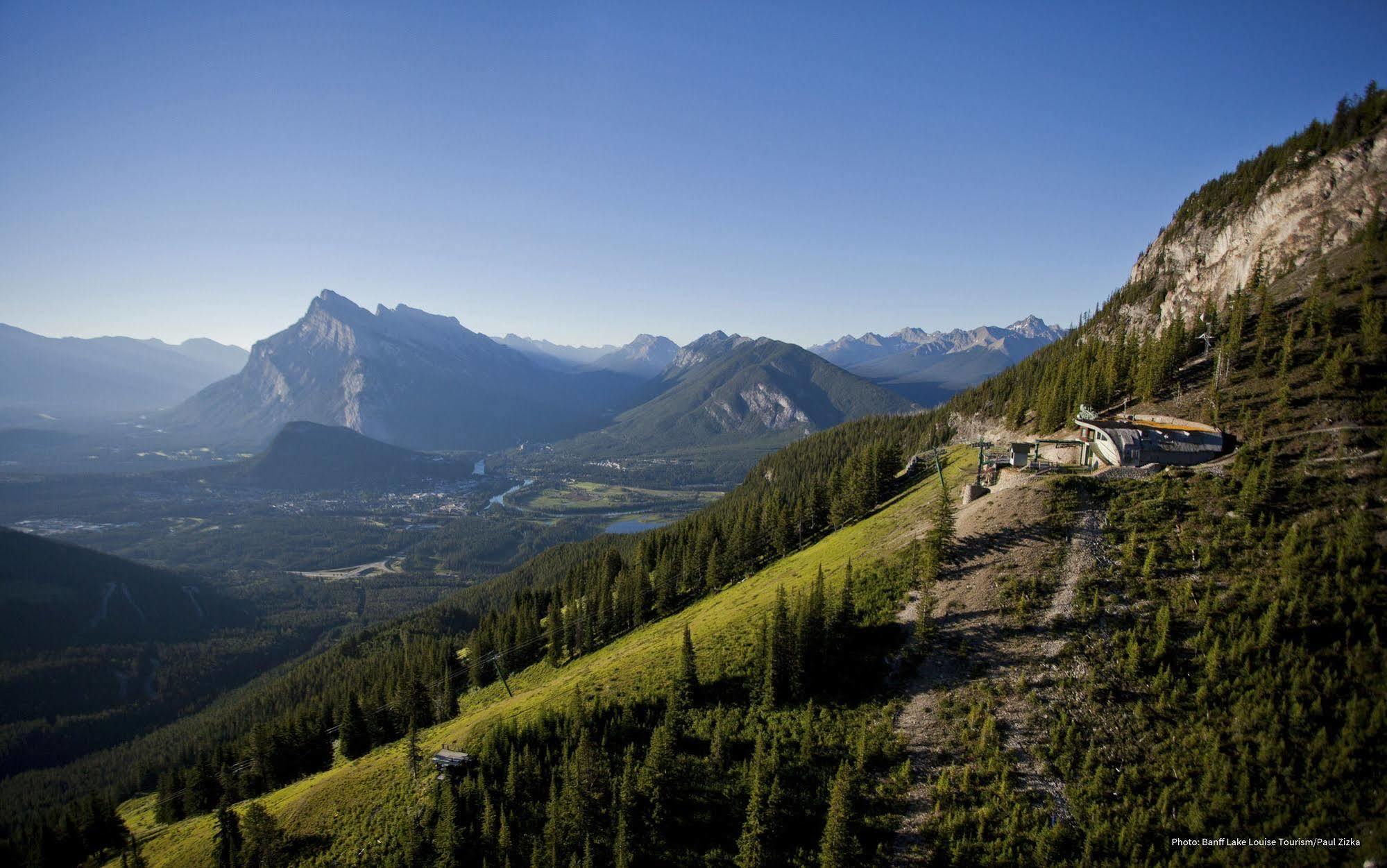 B&B Falcon Crest Lodge 1Br 1Pullout Canmore Exterior foto